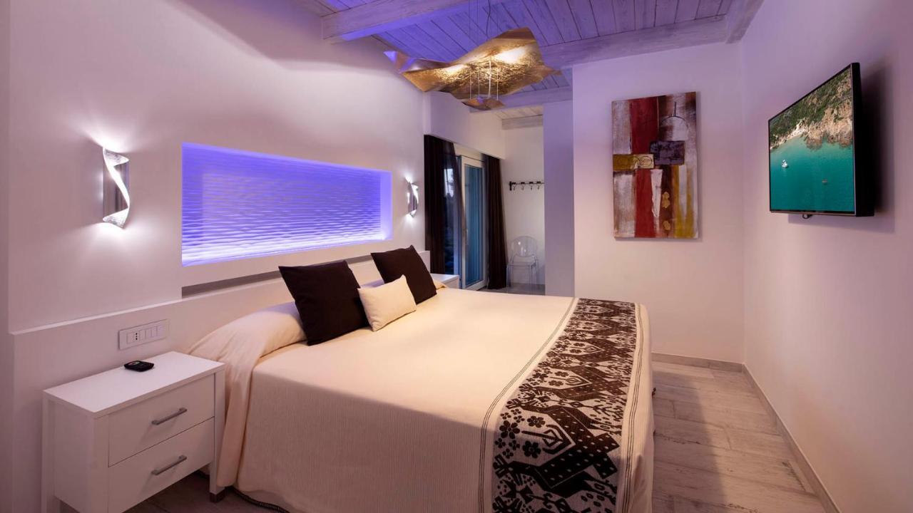 Destino Di Nora Bed & Breakfast Pula Exterior photo